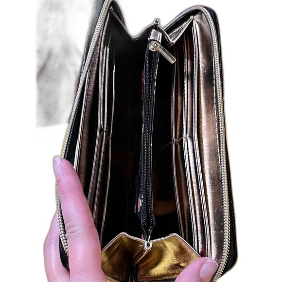 Betsey Johnson Quilted Wallet - Picture 4 of 6